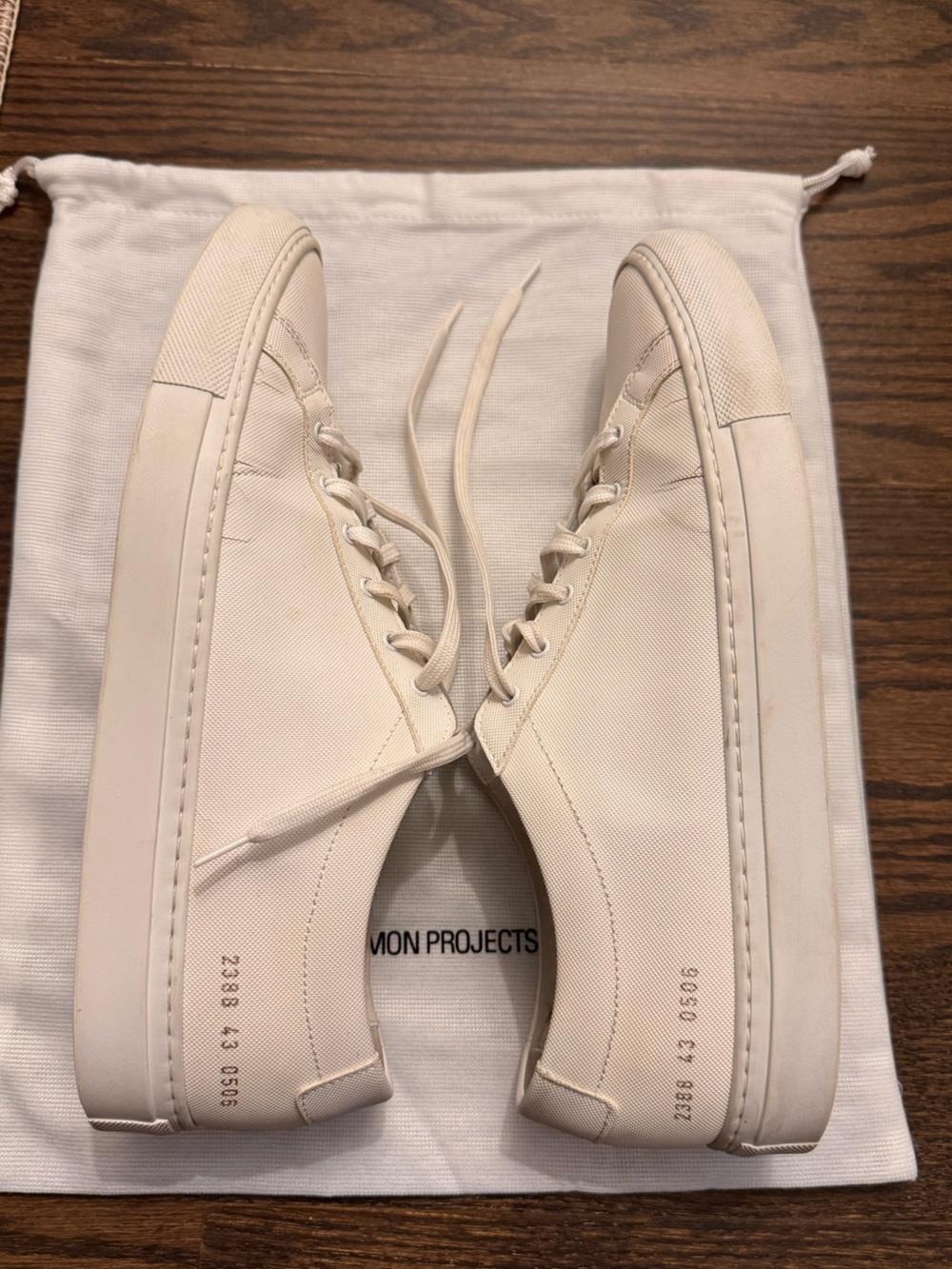 Men’s Common Projects - Picture 5 of 5